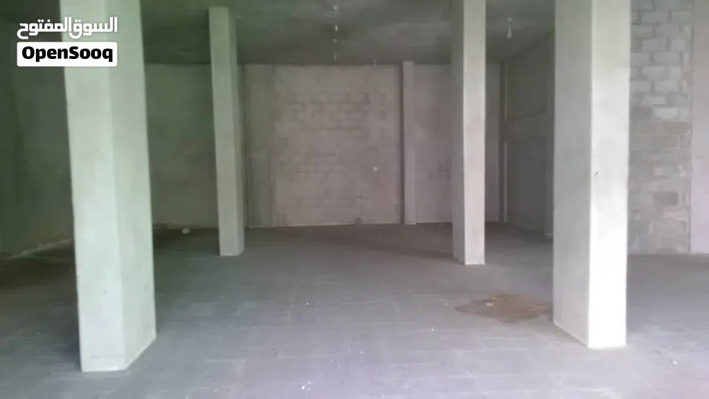 2 محلات بيت بوس خلف سوق صنعاءالجديده للقات