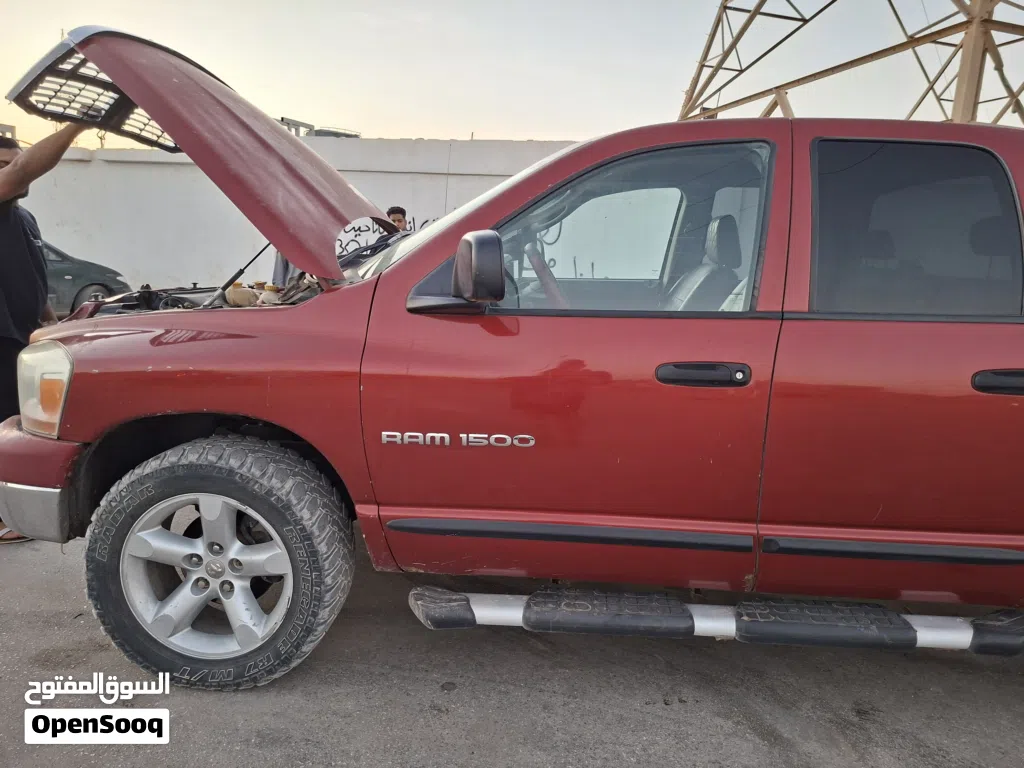 دودج رام Laramie