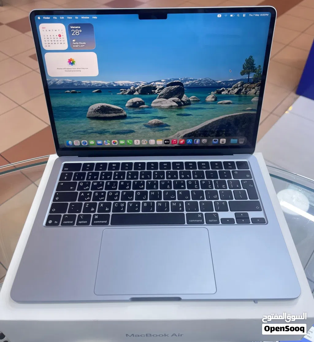 MACBOOK AIR M5 CHIP 16 GB RAM STORAGE 512 cycle COUNT 16 15 DAYS ONLY USED WITH ALLLE WARRANT