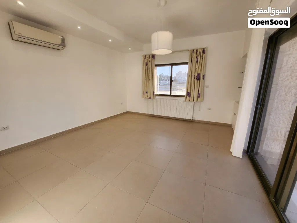 شقة شبه مفروشة للإيجار 300م2 ( Property 13882 )-164882
