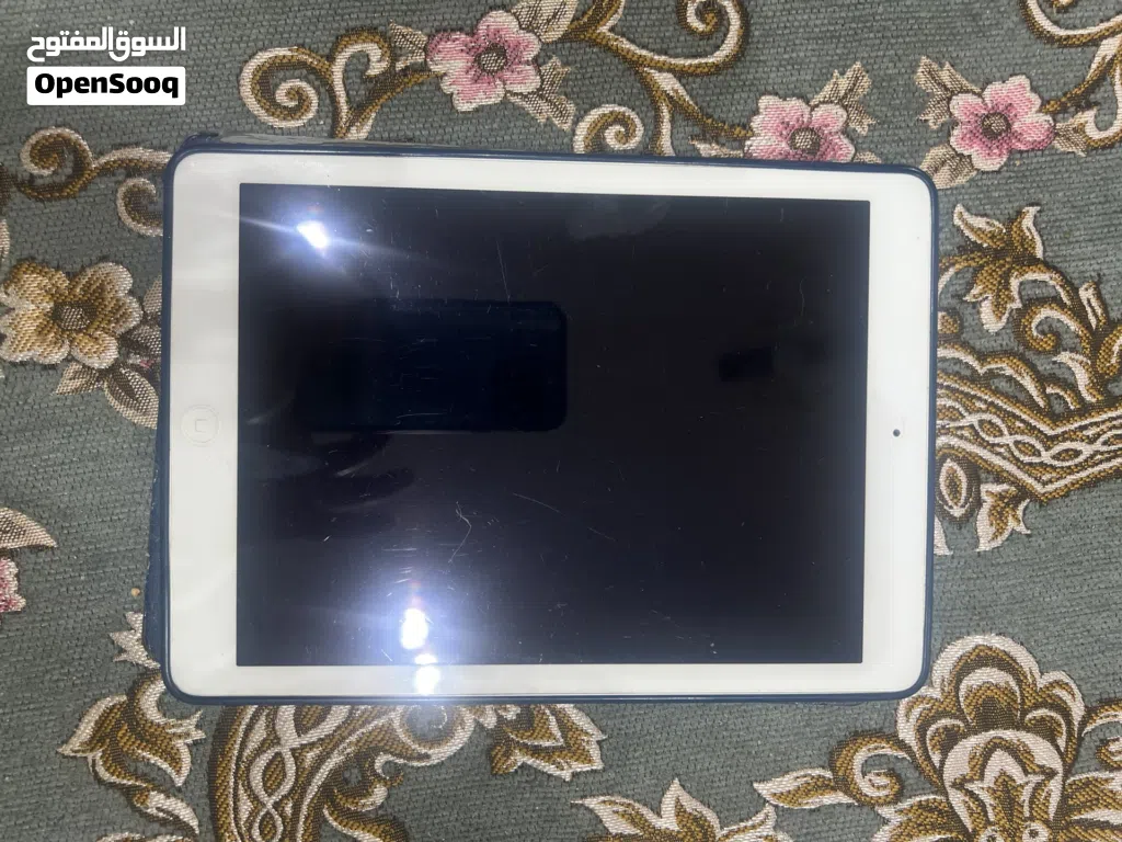 ايباد اير p2 رمادي