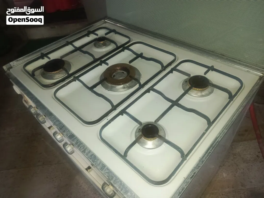 فرن نوع رمل ايطالي الصنع الحاله جيده جدا