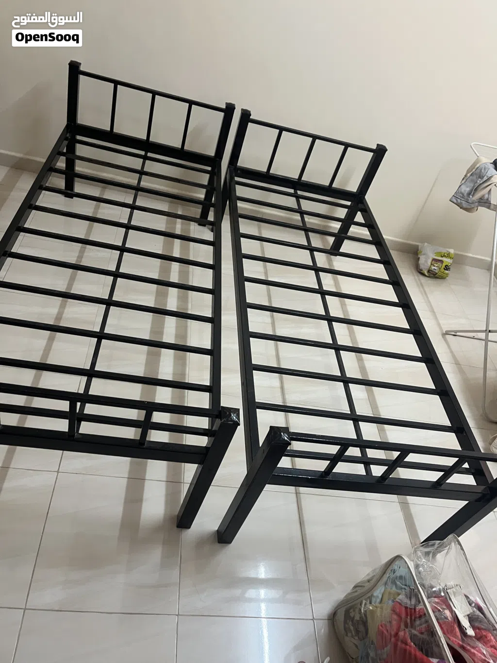 Single bed 2 pcs