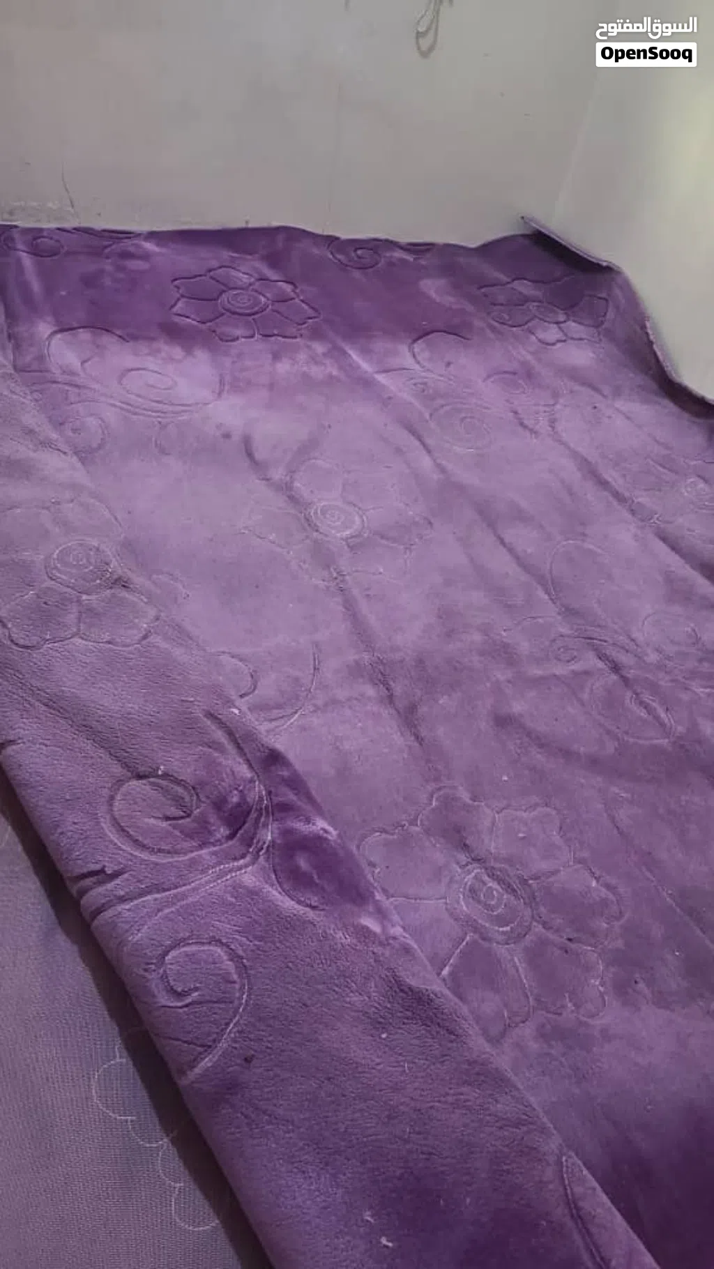 موكيت مستخدم نظيف