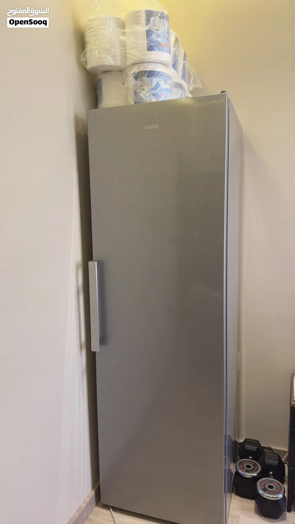 ثلاجة390 Liters Vestel نظيفه جداً استعمال اشهر ومافيها اي مشكله