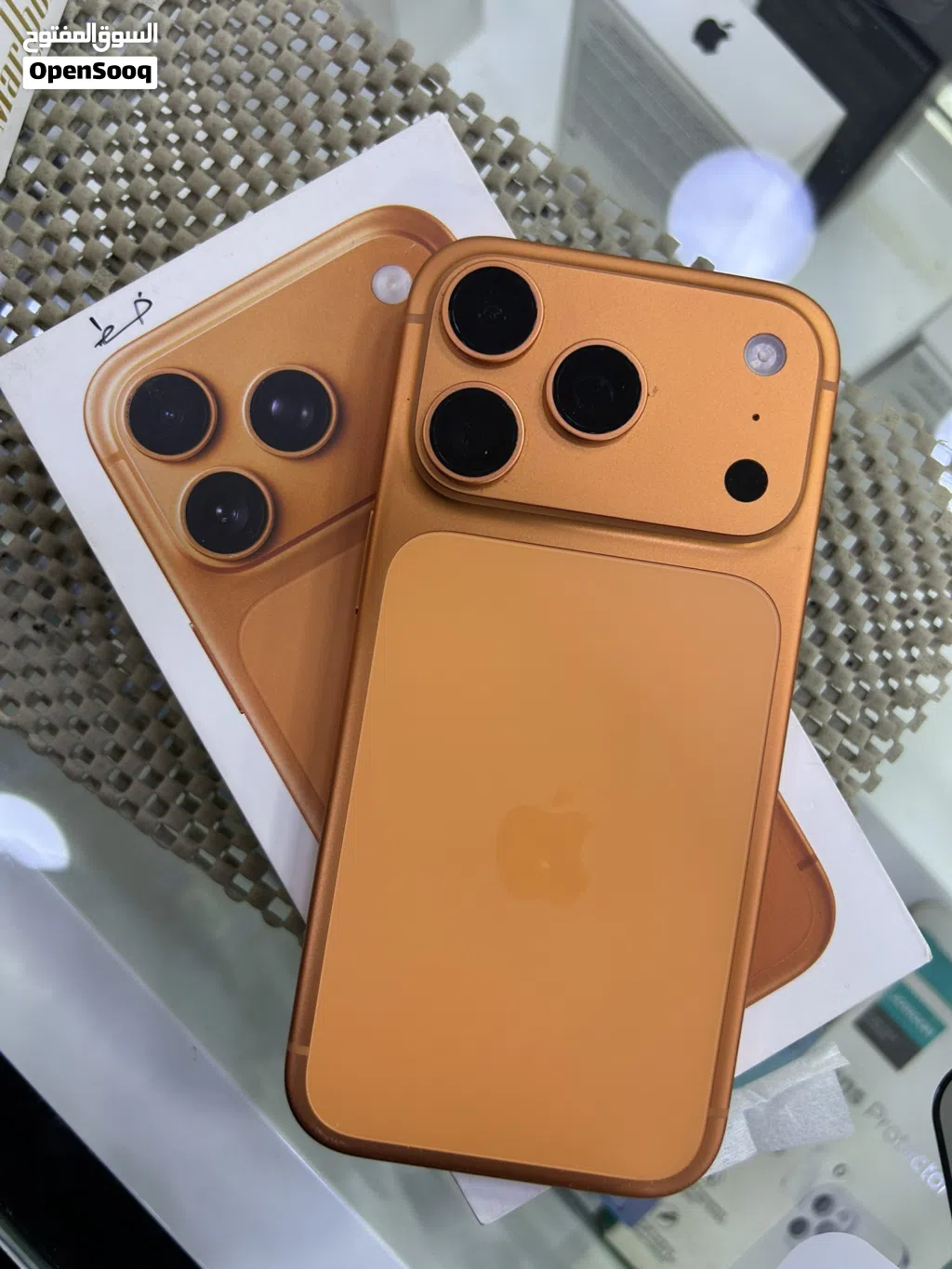 17 pro مش مشحون