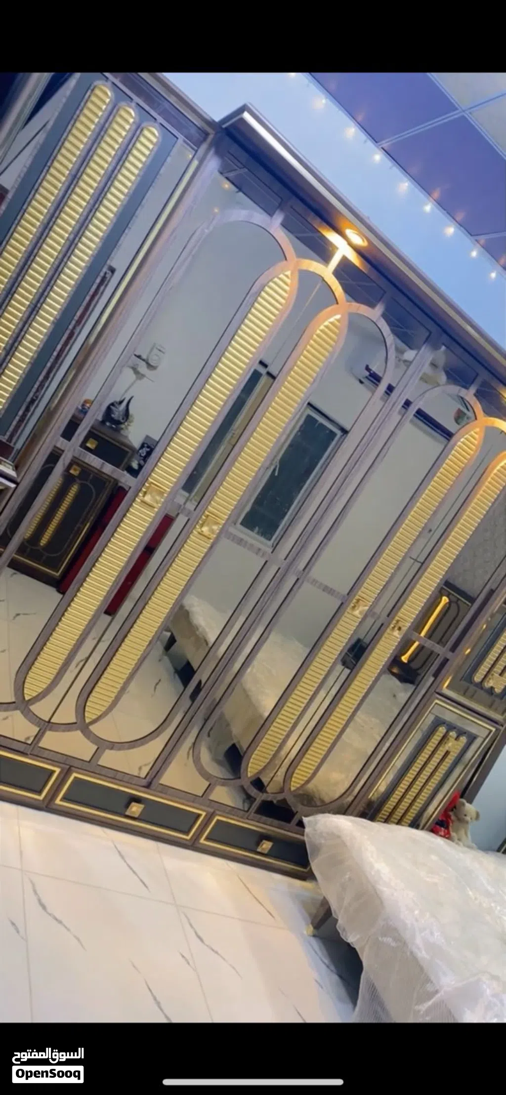 غرفه مودرن لون صاجي 9 قطع خشب بلوك ثقيل كنتور جرباية ميز جرباية عدد 2 ميز تواليت شازلون ملحق مرا
