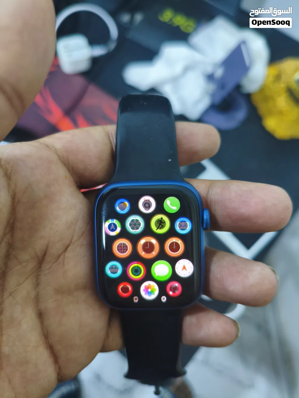 ساعة ابل جيل 7 نسخة نايكي ام ال gps حجم 45m جديدة استعمال واحد فقط للفحص بطارية 100%