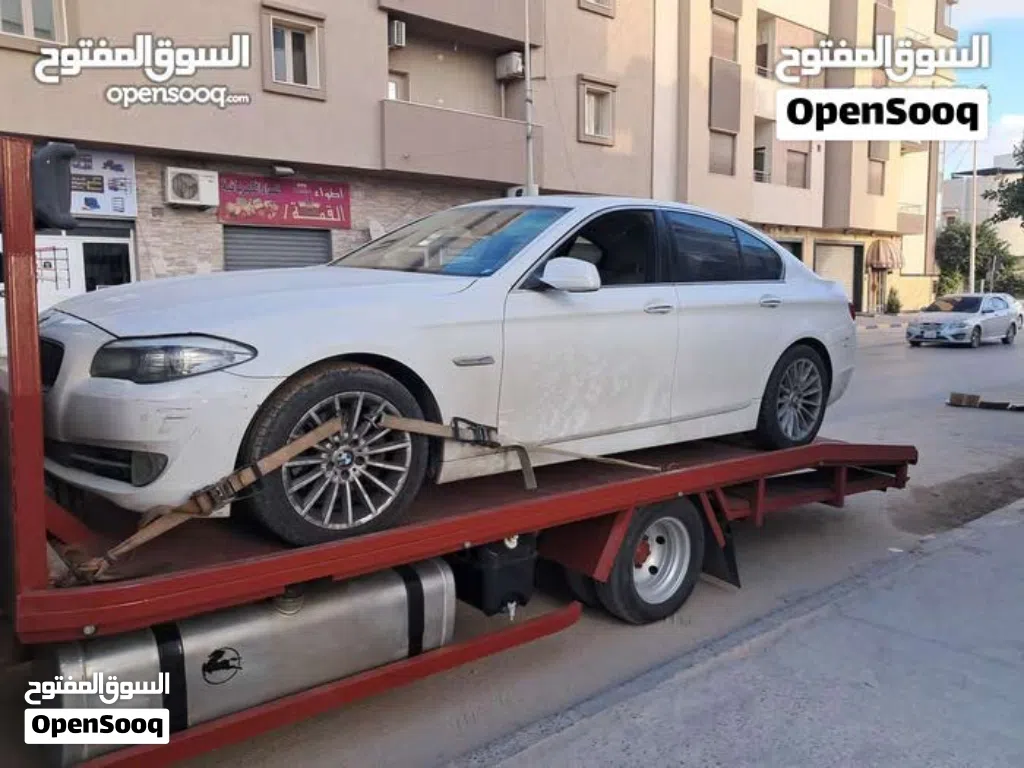 ساحبة للنقل داخل وخارج طرابلس خدمات 24 ساعه