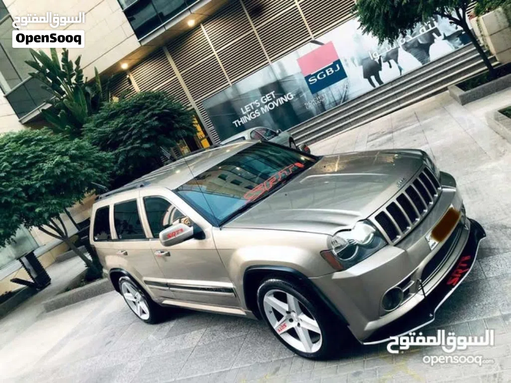 Jeep Grand Cherokee SRT