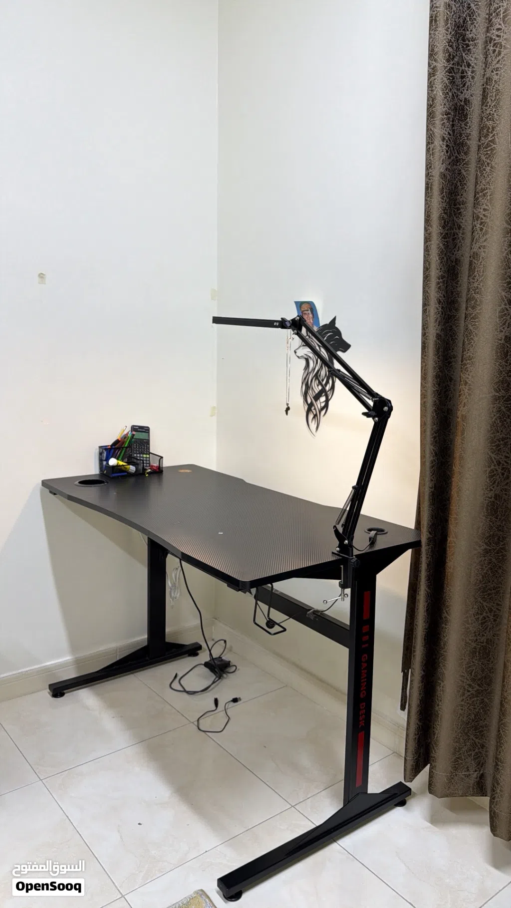 E11 Gaming/Study Desk