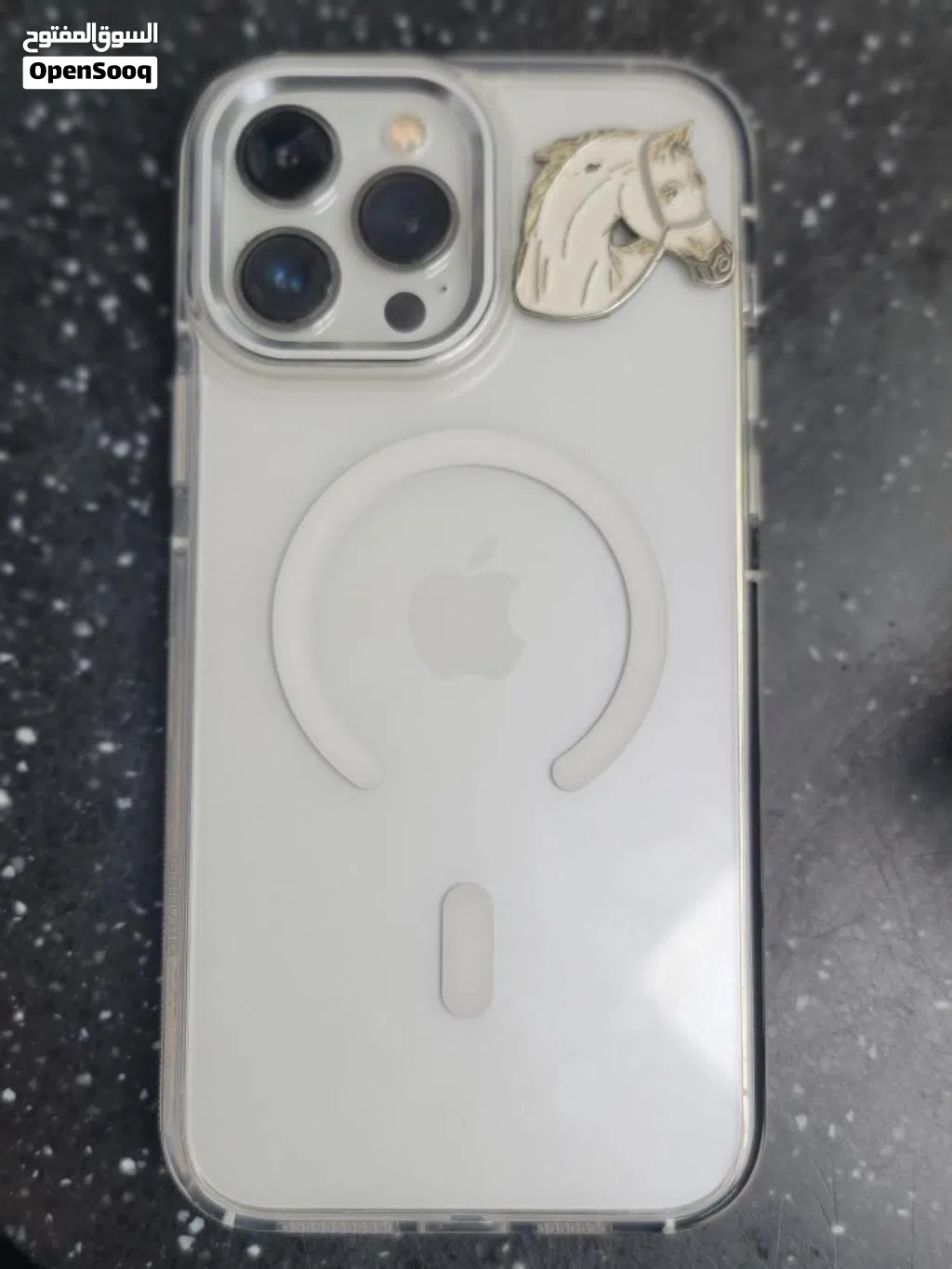ايفون 13 pro Max مساحته 512 جيجا