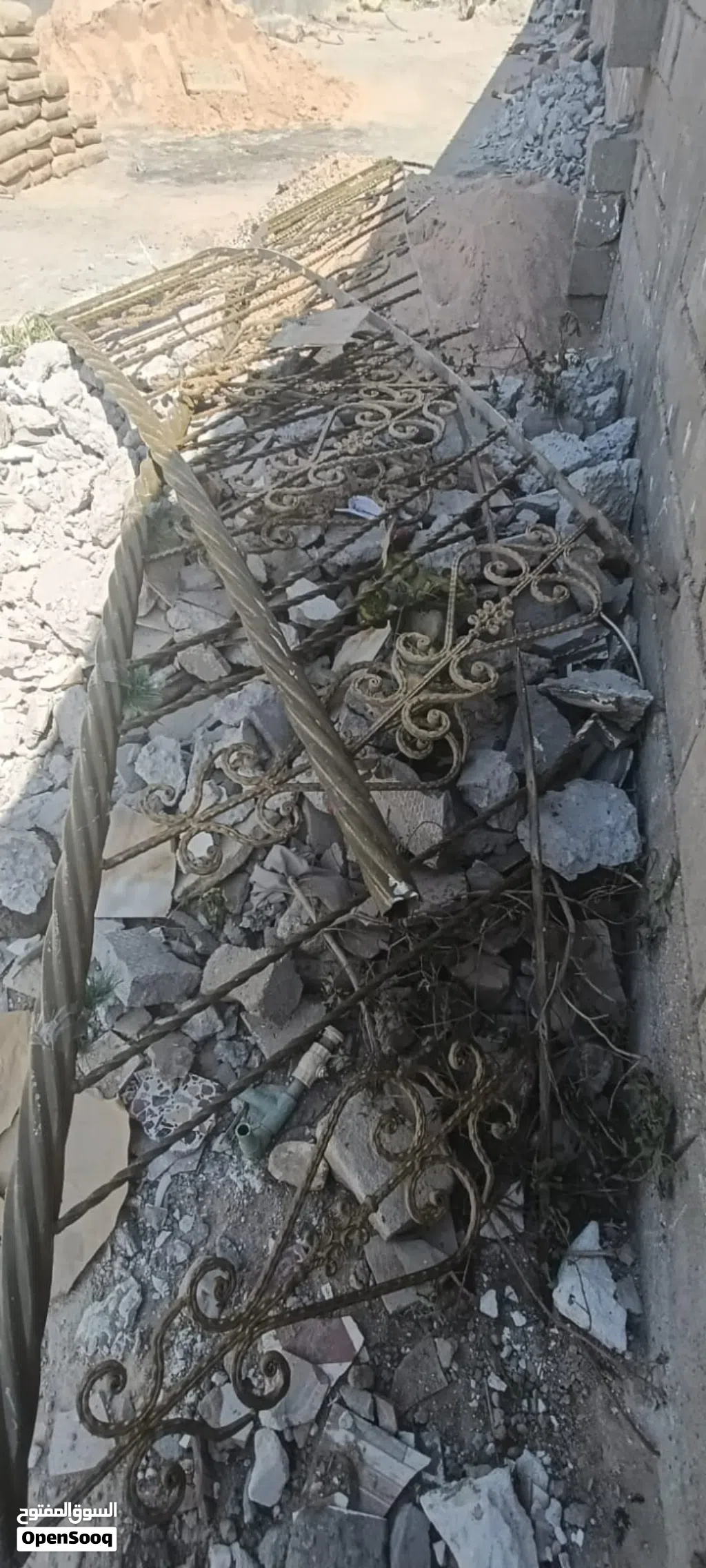محجر درج جدا جدا نضيف قطعتين