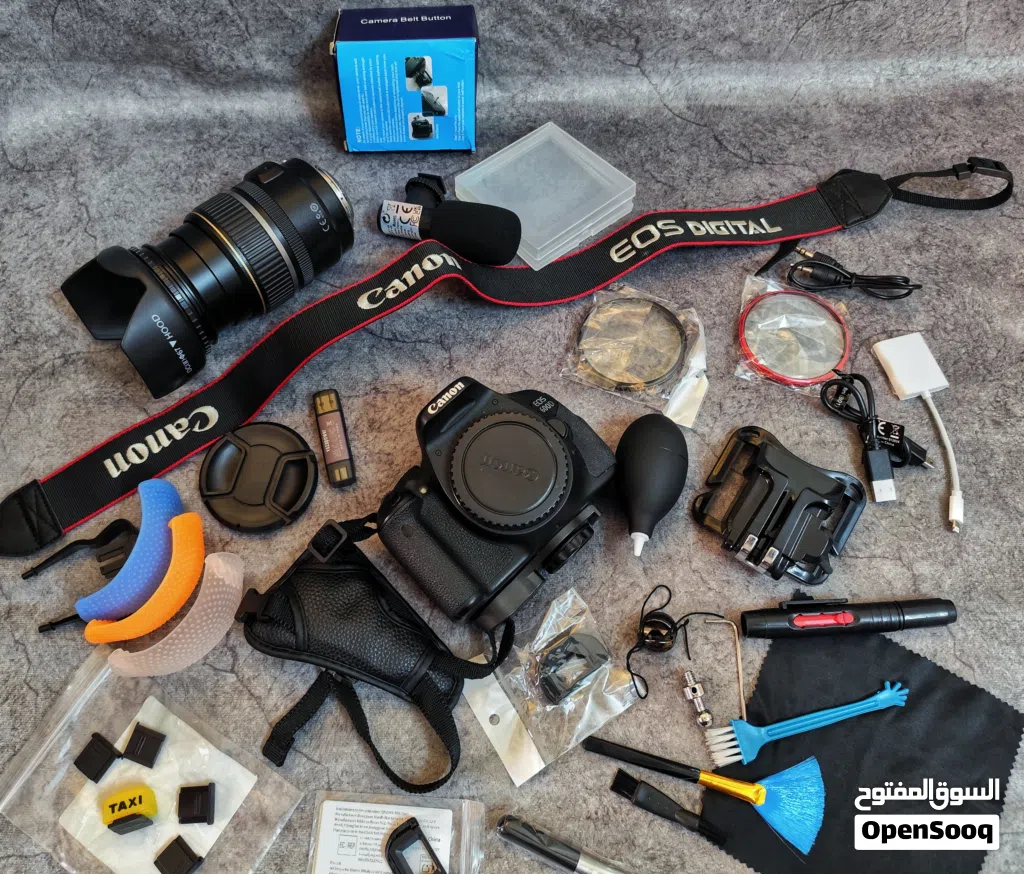 Canon EOS مع جميع الملحقات بسعر مغري