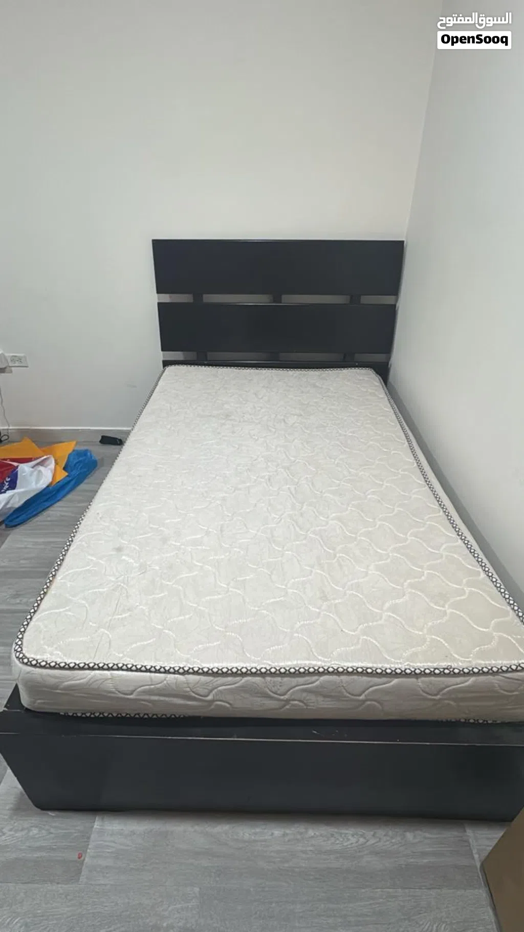Bed Coat & Mattresses