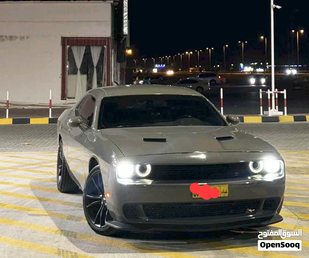 Dodge Challenger SE