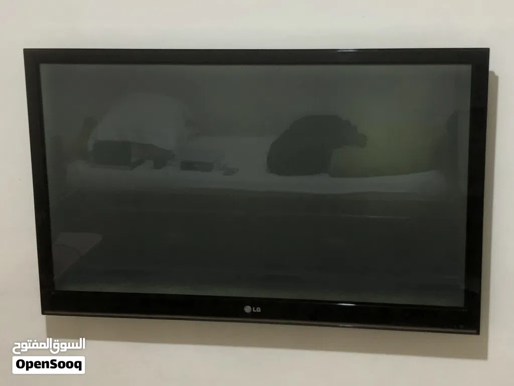 شاشة LG حجم 42