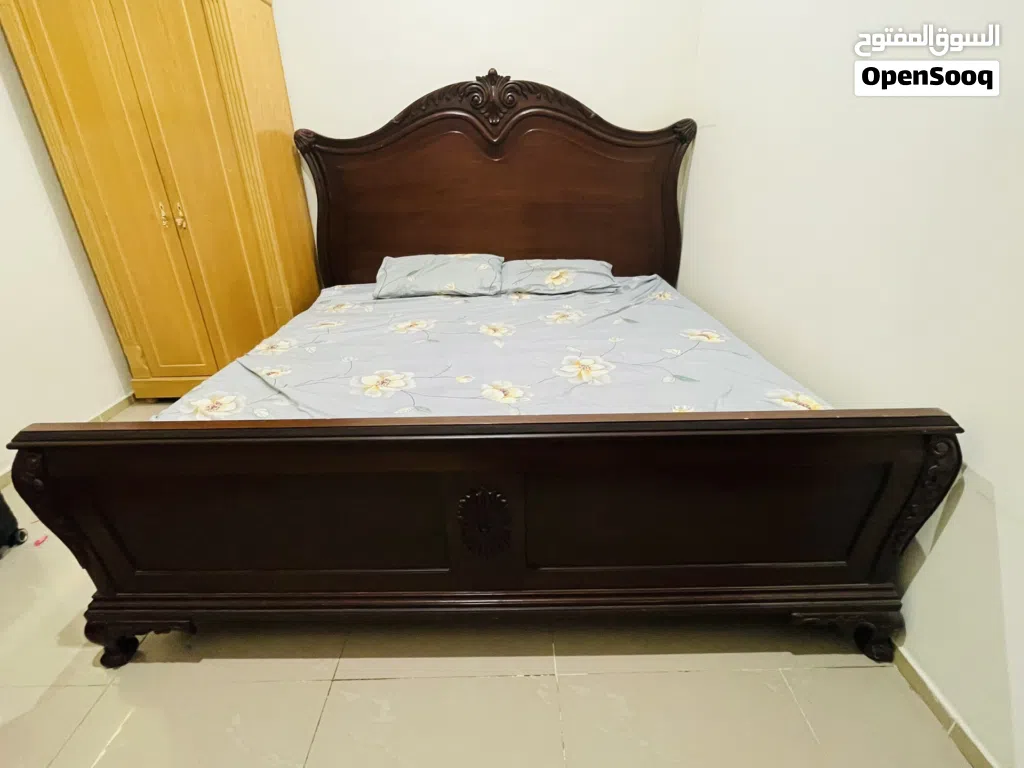 Queen Size Bed With Mattress