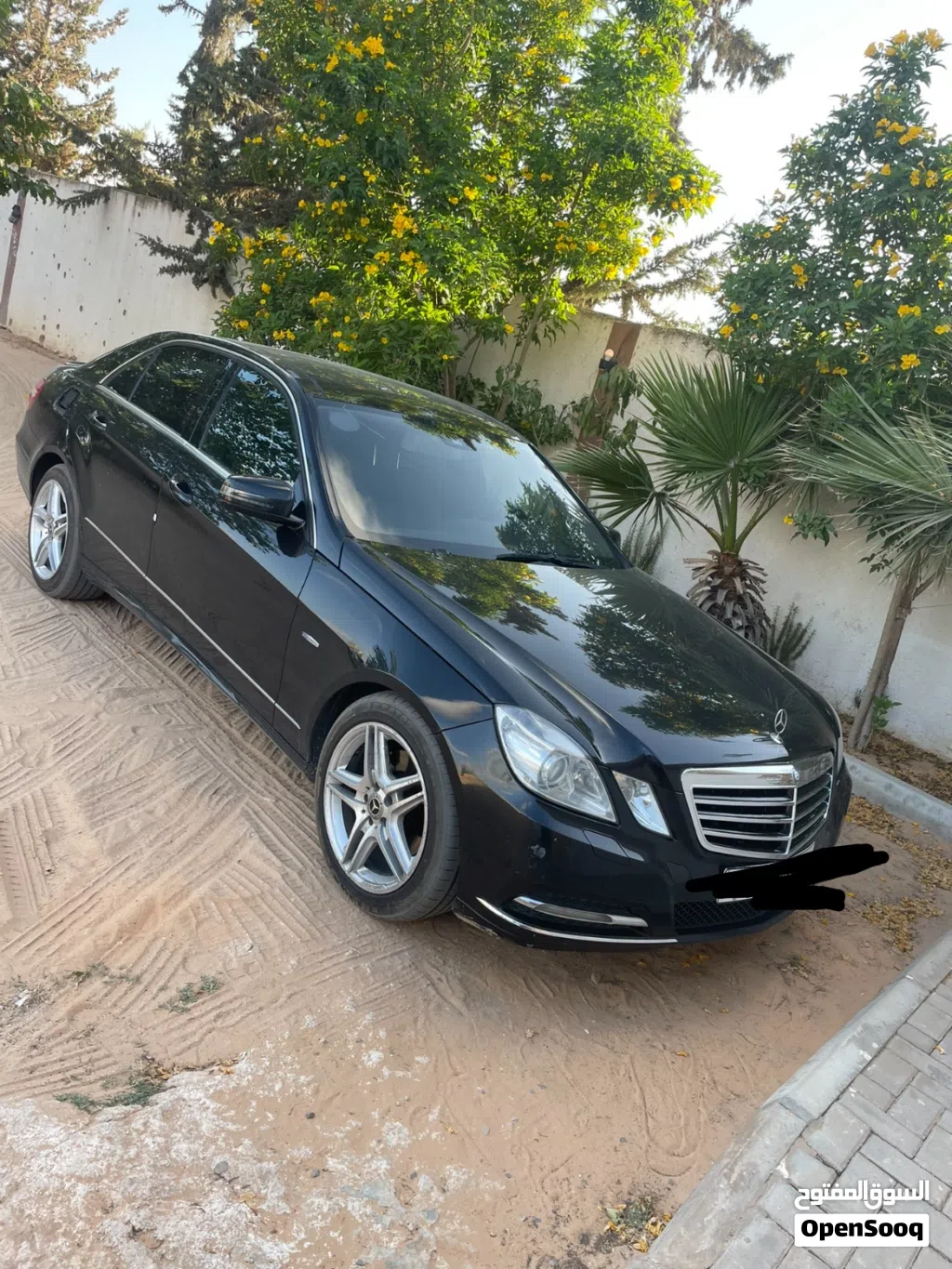 مرسيدس بنز الفئة-E E 300