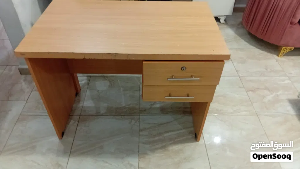 مكتب للبيع