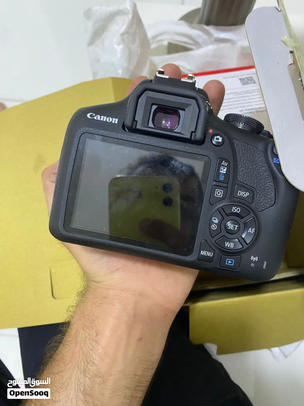 Canon EOS 2000d