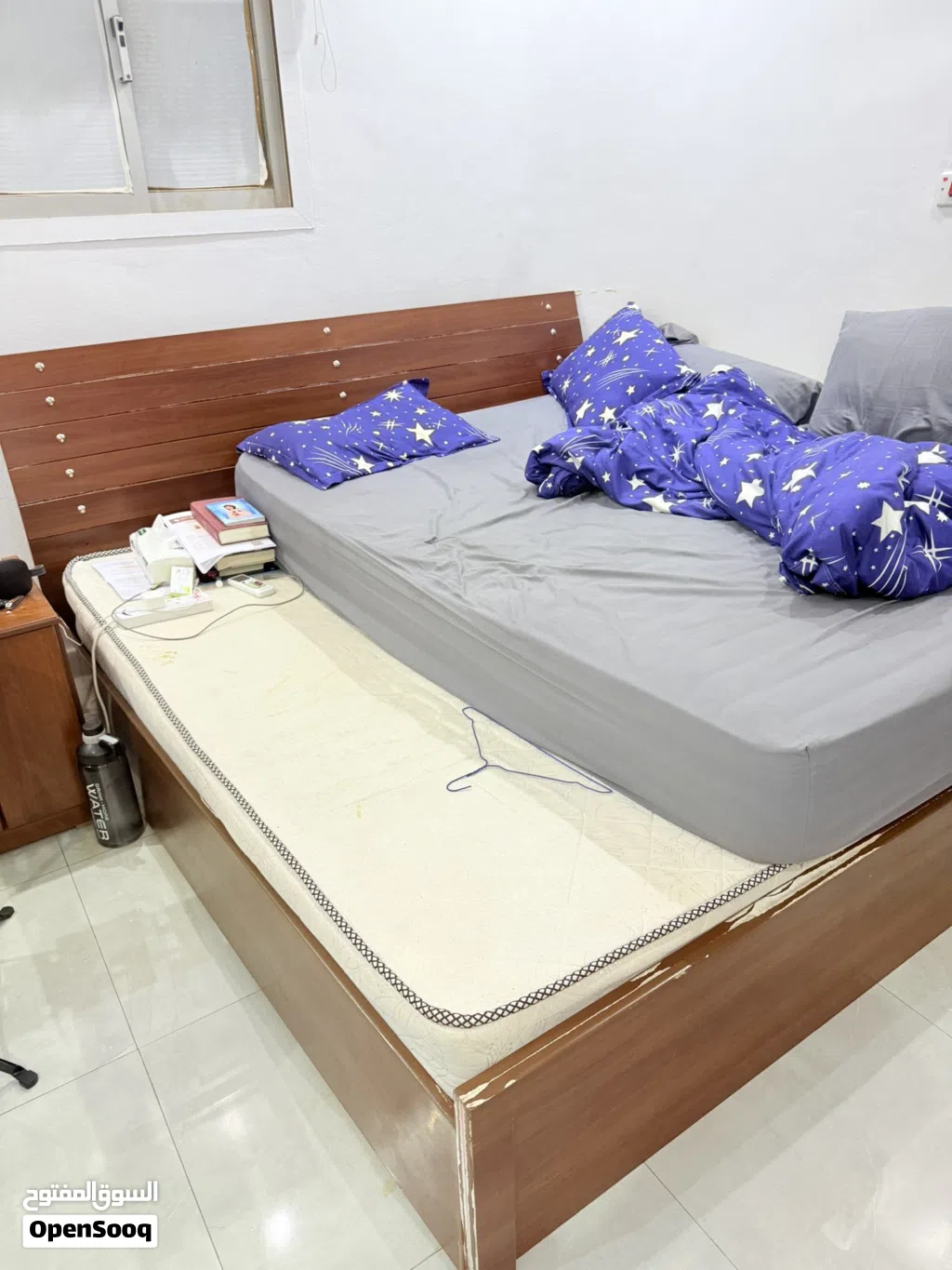 Bedroom set used but look new