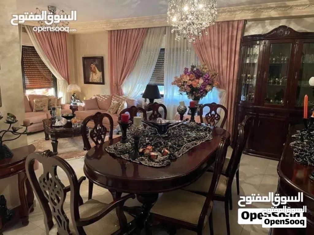شقة للبيع في الرابية / ارقى واجمل مناطق الرابية / مساحة 185 متر / طابق اول