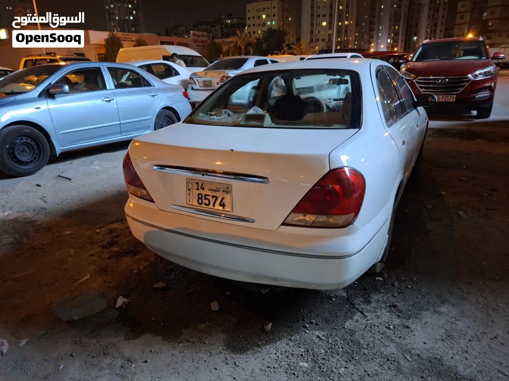 Nissan Sunny Standard