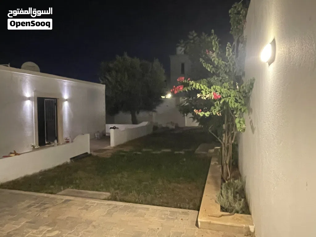 منزل أرضي للإيجار (داخل كمبوند فلل النخلتين)