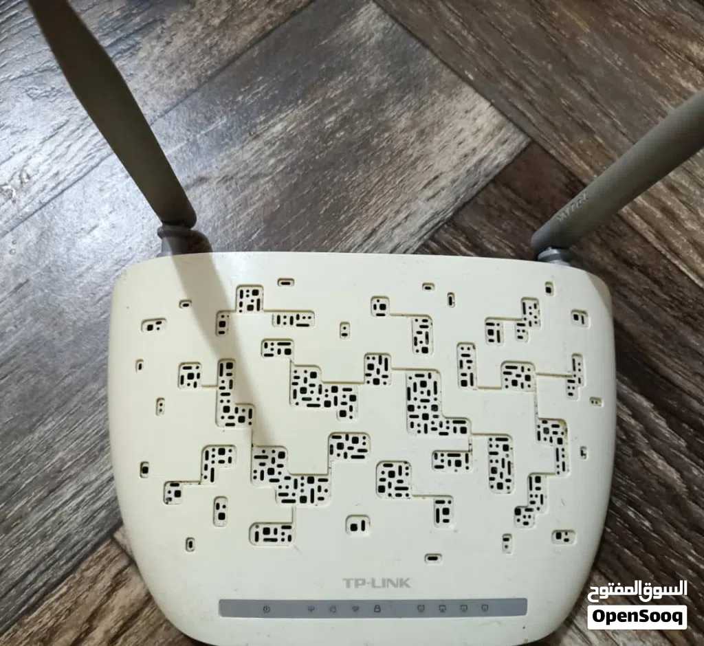 مودم راوتر تي بي لنك TP-Link موديل w8961n للإنترنت عبر خط الهاتف الثابت ADSL