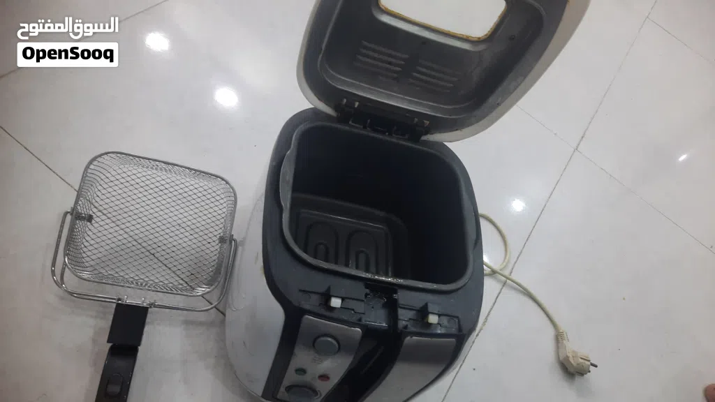 قلايه زيتيه كهربائيه للبيع اقرا لوصف