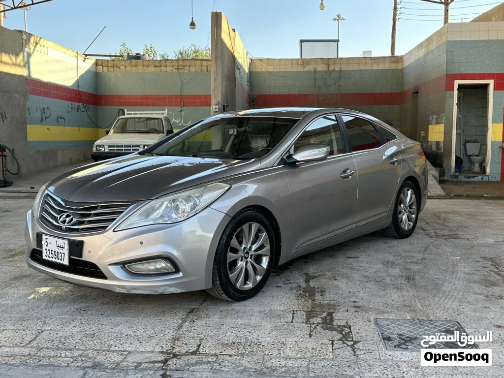Hyundai Azera Standard
