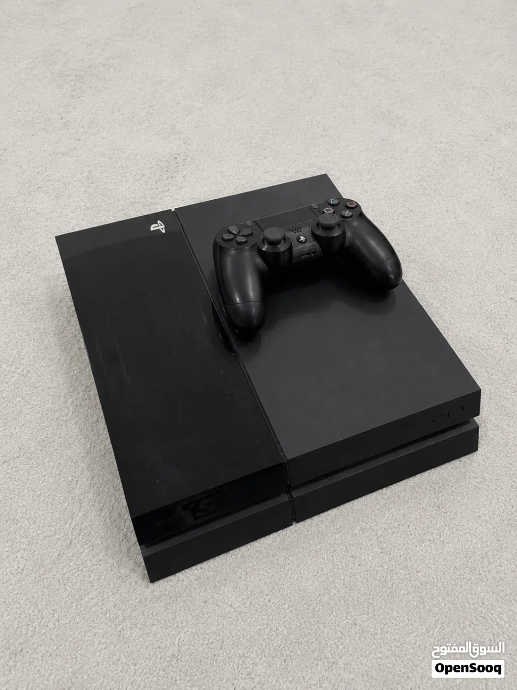 Ps4 with controller