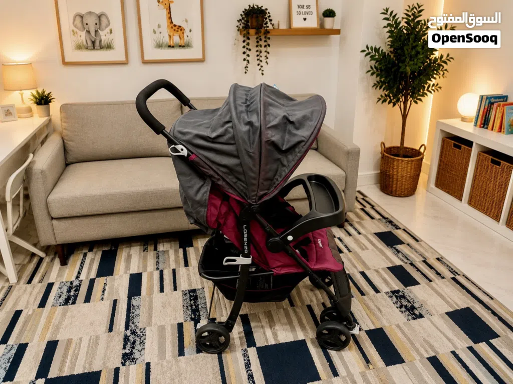 Junior Stroller with Large Sized Rubber Wheels عربة اطفال ماركة جونيور بدواليب كاوتشوك كبيرة