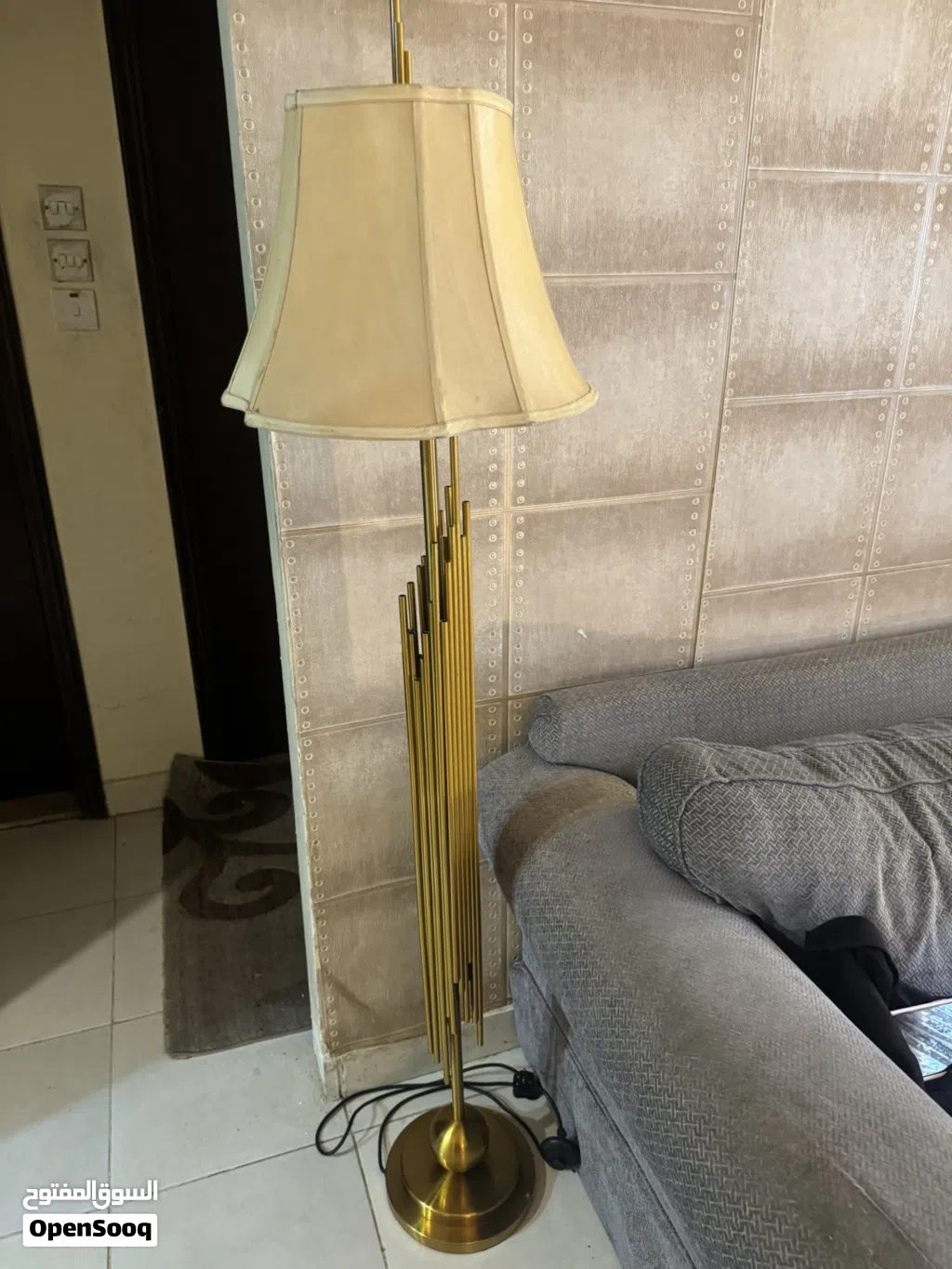 اباجورة نحاس فخمه عامودي