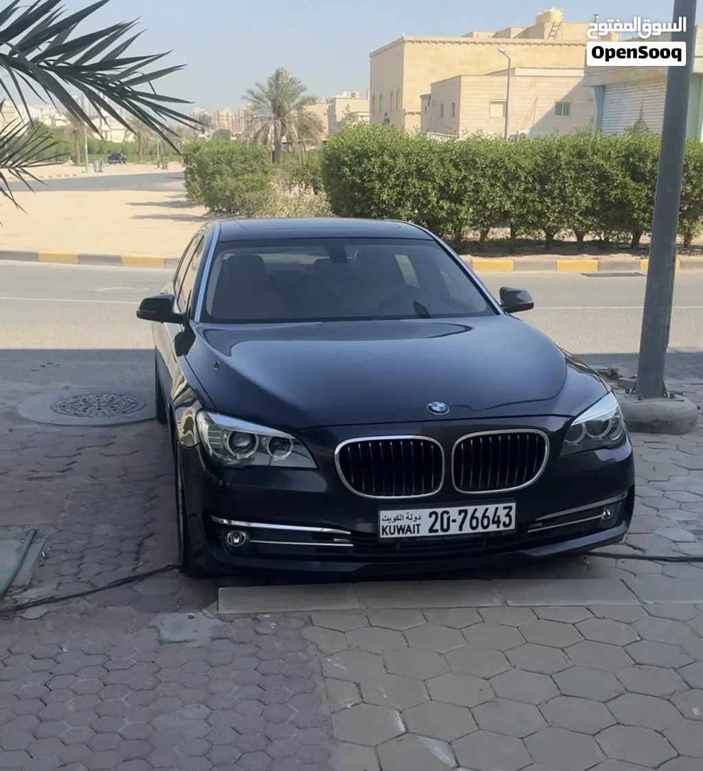 بي ام دبليو الفئة 7 730