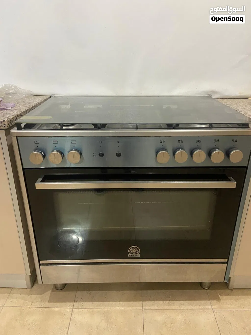 large with 5 burners