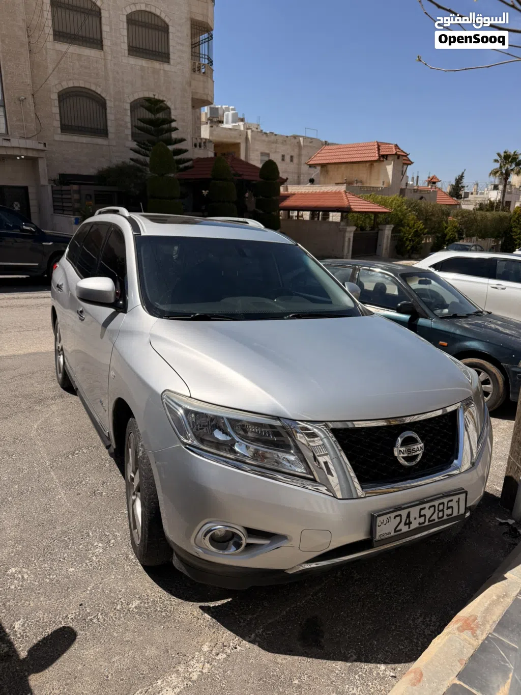 Nissan Pathfinder SV
