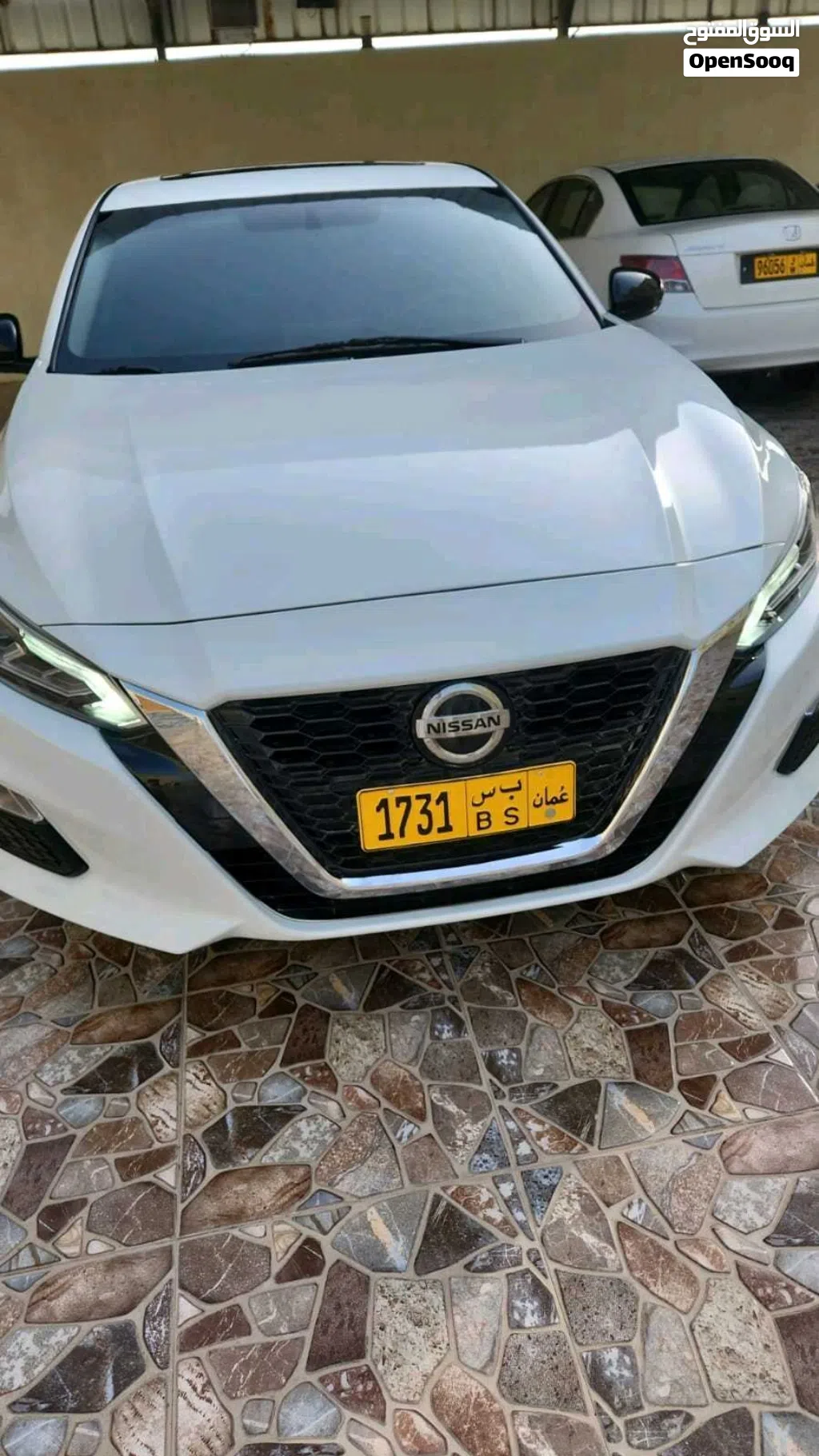 نيسان التيما SR