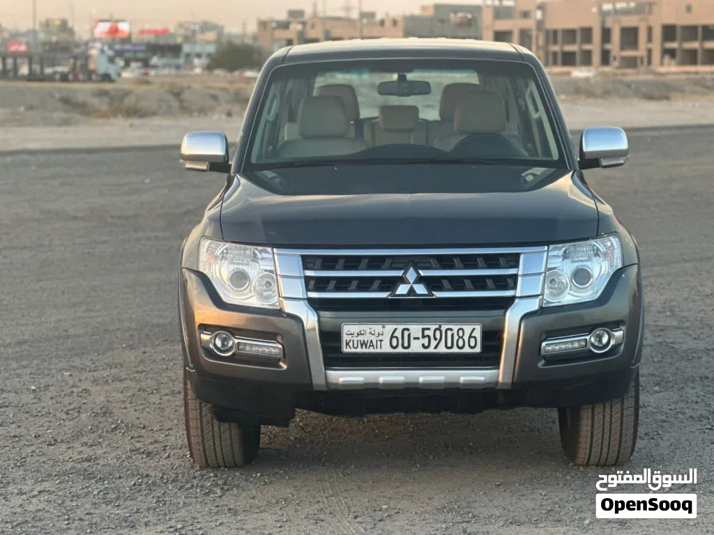 ميتسوبيشي باجيرو GLS