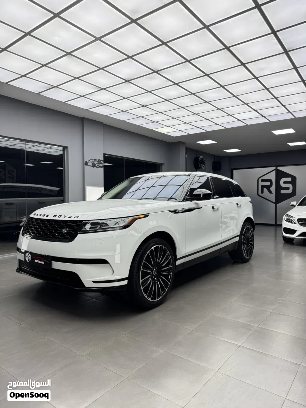 Land Rover Range Rover Velar R-Dynamic