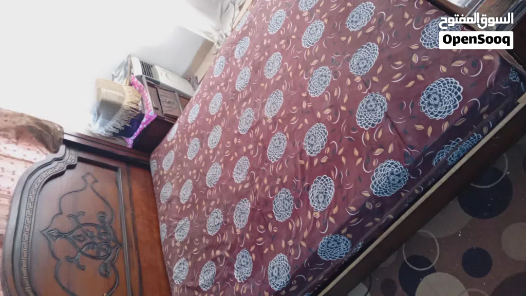 فرشة تخت للبيع