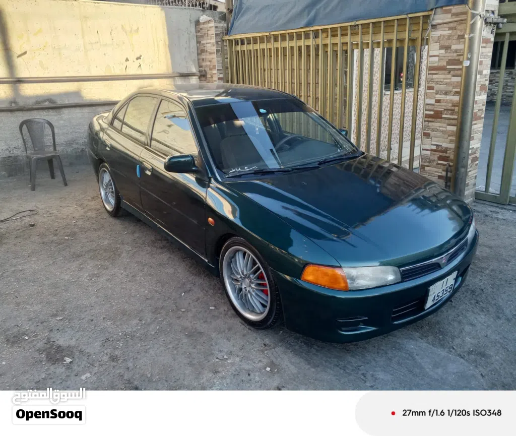 Mitsubishi Lancer ES