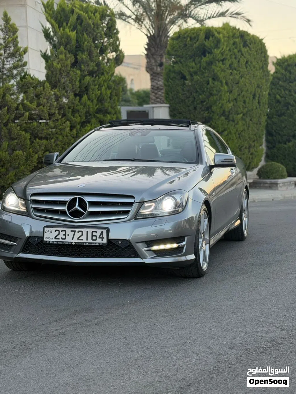 مرسيدس بنز الفئة-C C 250