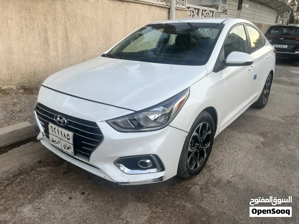 Hyundai Accent Standard