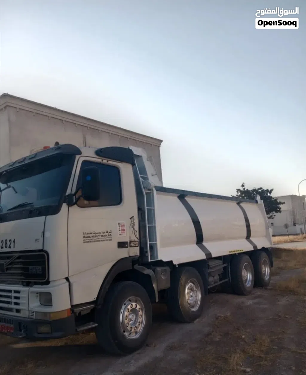 Volvo tipper 1998 model for sale