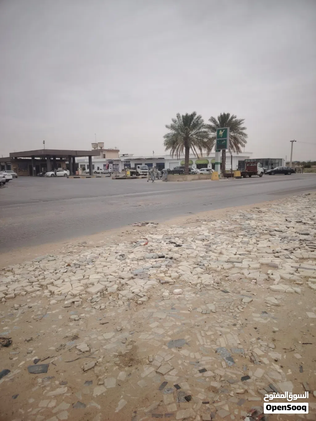 مقسمات وقطع اراضي للبيع .