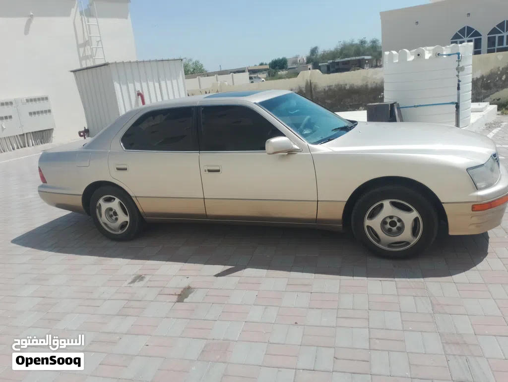 لكزس LS LS 400