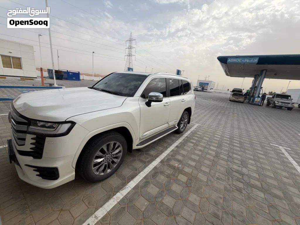 Toyota Land Cruiser VXR