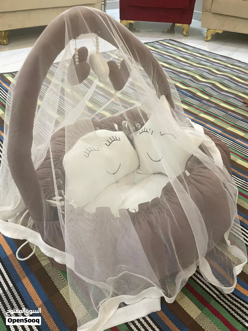 سرير اطفال